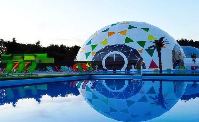 Poolside Executive Dome Hall – Dubai, UAE