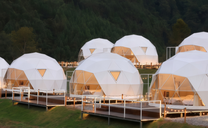 Plains Horizon Dome Camp – Australia