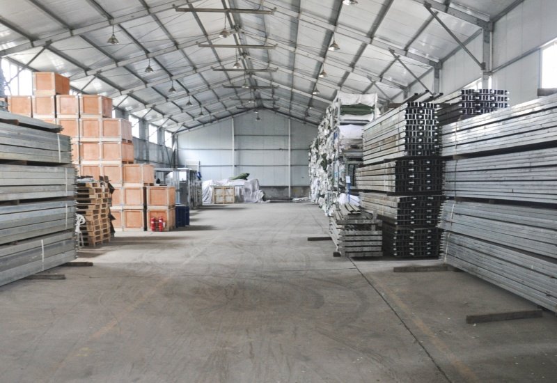 Foerstine professional, fully equipped workshop-2