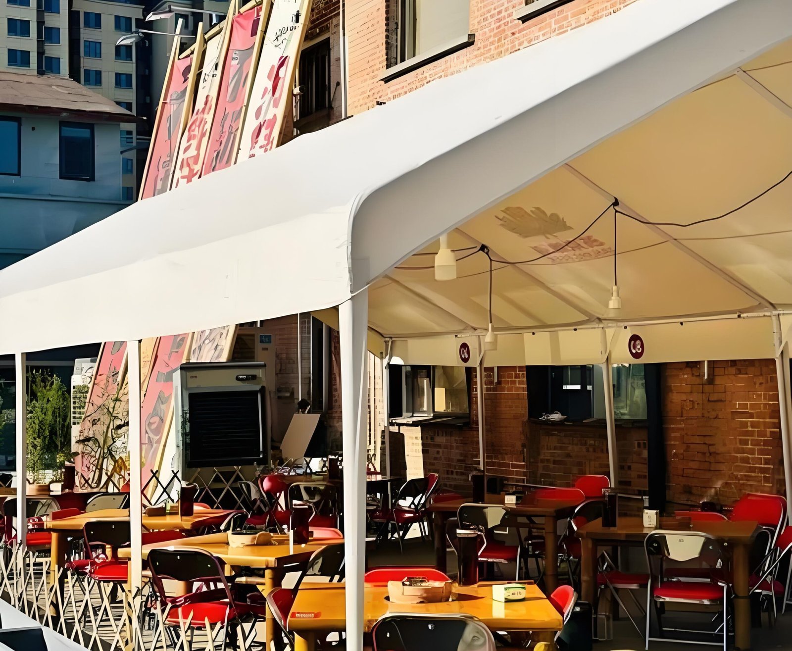 Outdoor Dining Tent
