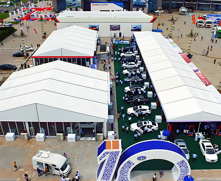 Flexible Event Space for Car Exhibitions