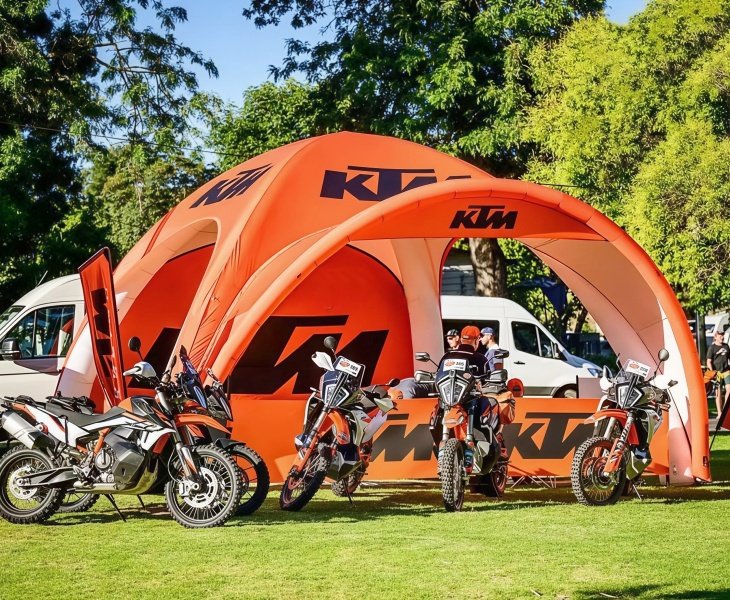 racing motorsport tent